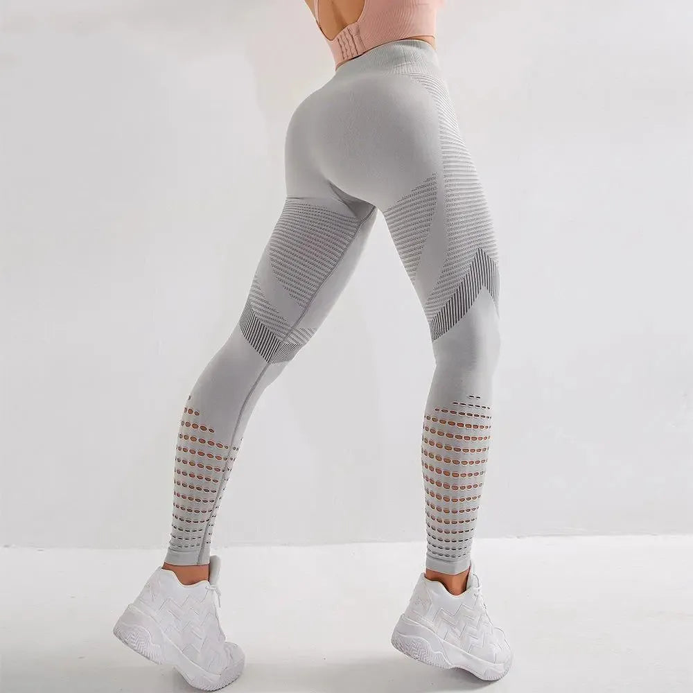 Calça leggins com transparência